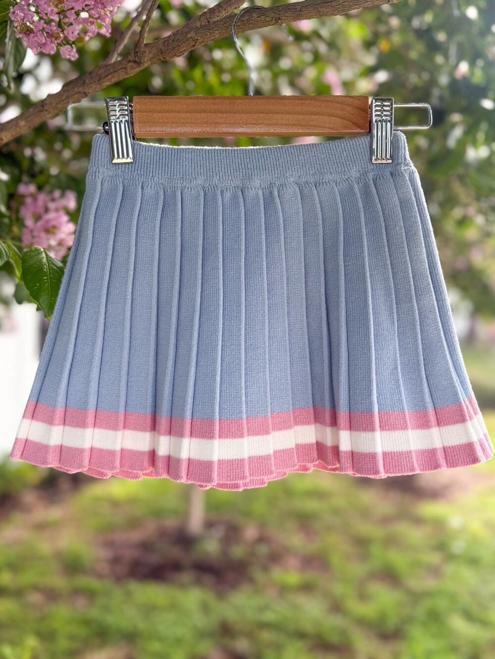 Girls Pleated Knit Skirt Blue Pink White Stripe Hem Size 5Y